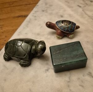 Decorative Turtle Figurines Set